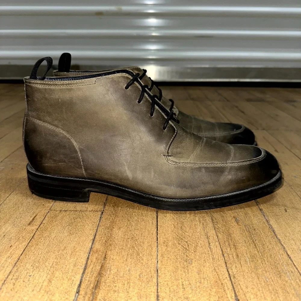 Cole Haan Chukka Boots Men's 9 Gray Black Leather Wagner Grand Apron Lace‎ Up